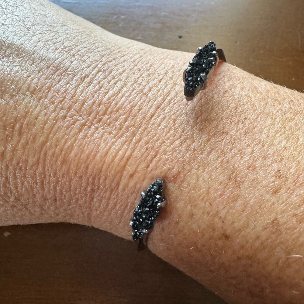Kendra Scott Bianca Bracelet in Gun Metal & Black Drusy